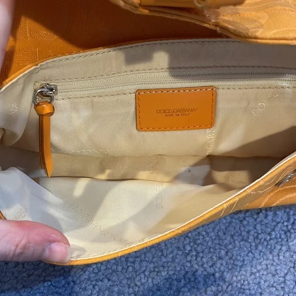 Authentic Dolce and Gabbana mini purse baguette style - Picture 7 of 7